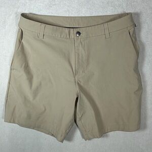 Lululemon Athletica Size 32 Men's Beige Flat Front Performance Stretch Shorts